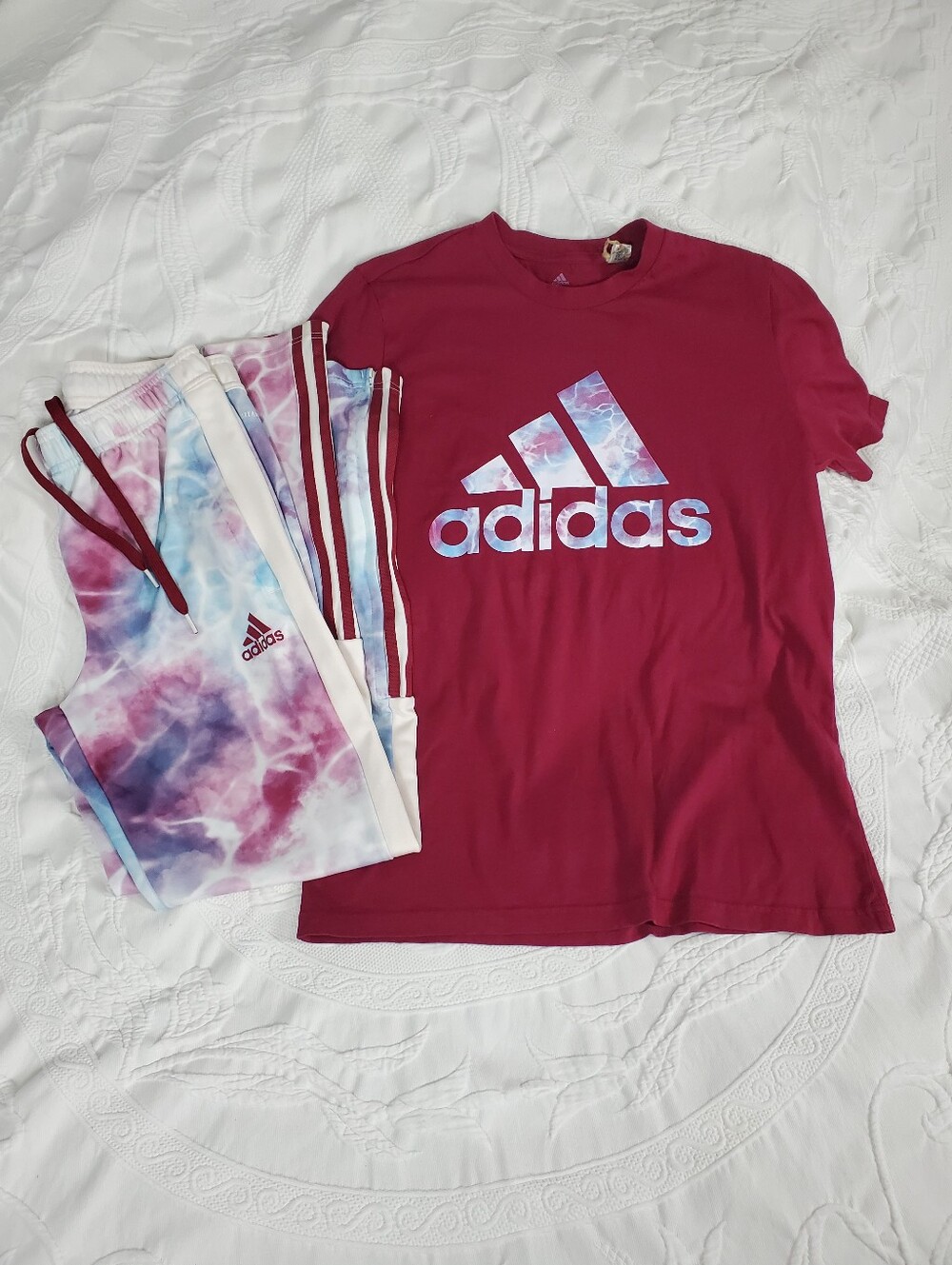 Adidas Mens Maroon Graphic Logo Tee with Tie-Dye Track Pants Size Small